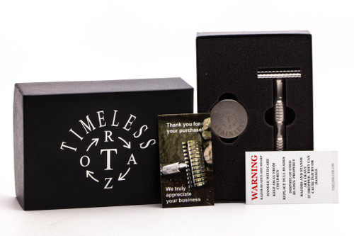 Timeless Razor | Stainless Steel Scalloped .095mm Baseplate With Pineapple Handle & Stand