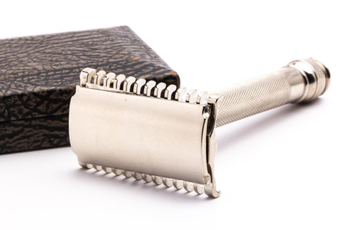 1930's Gillette New Goodwill Double Edge Safety Razor Set | Factory Nickel Revamp