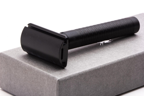 MÜHLE | Rocca Jet Black Stainless Steel Safety Razor